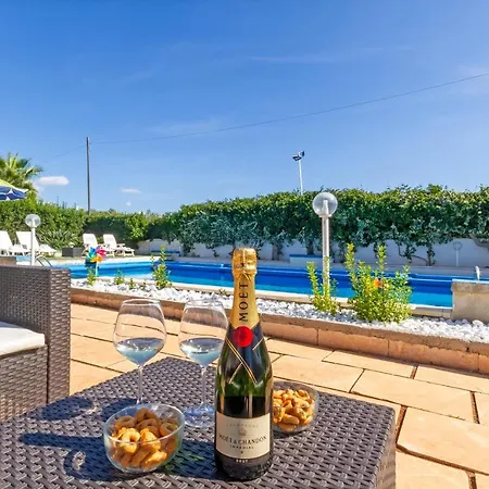 Luxury House With Swimming Pool In Torre Chianca * Porto Cesareo