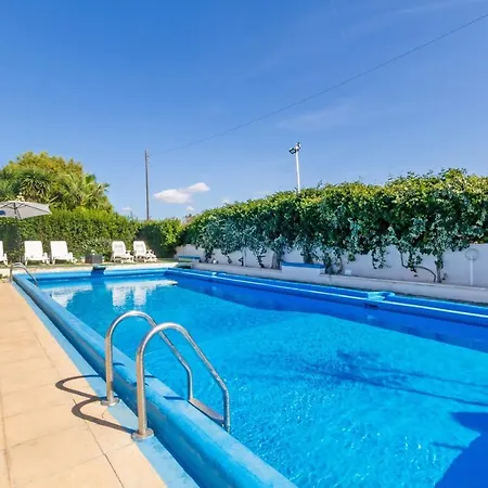 Holiday home Luxury House With Swimming Pool In Torre Chianca *